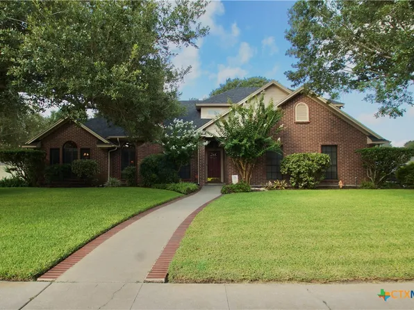 106 Bloomingdale Cir, Victoria, TX 77904