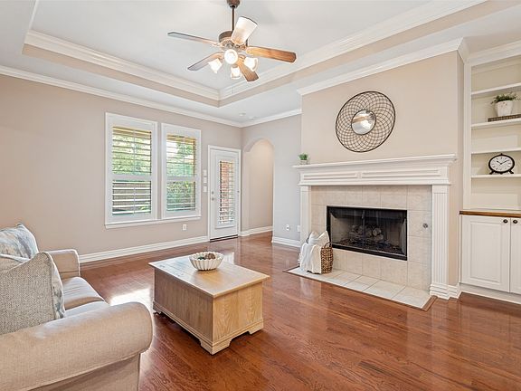 4th image of 2628 Britany Cir