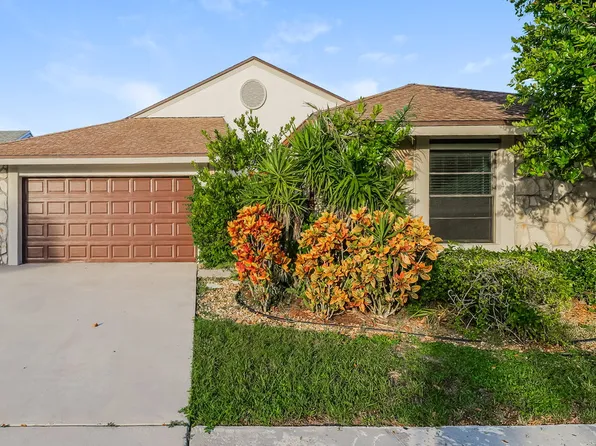 21020 Woodspring Ave, Boca Raton, FL 33428