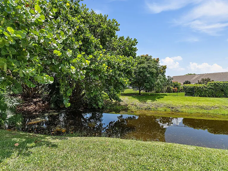 11830 Brier Patch Ct — Photo 29