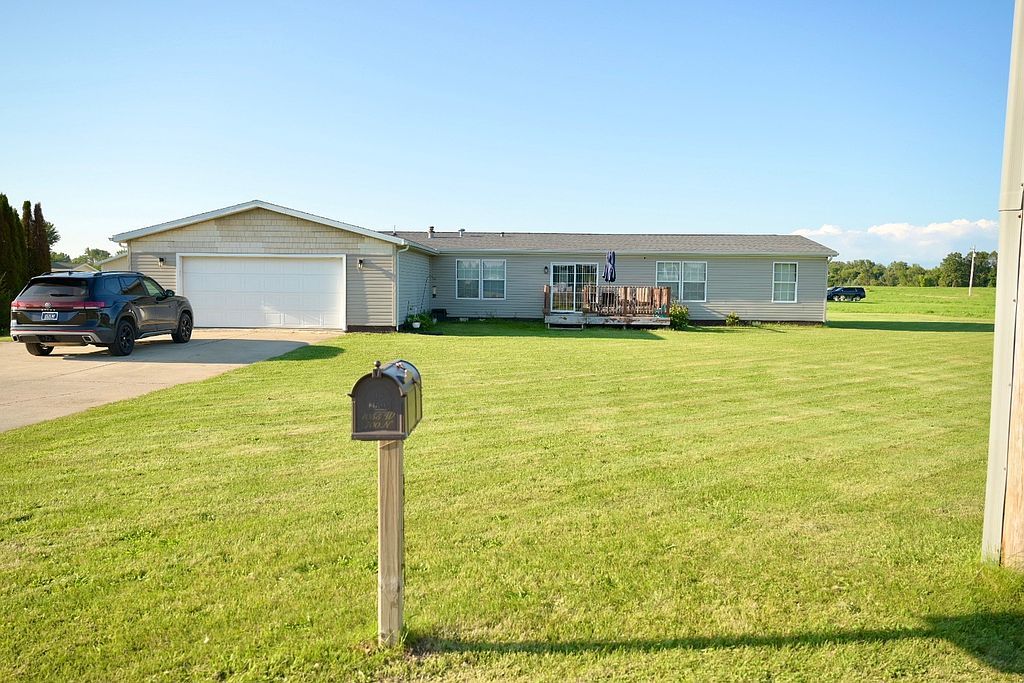 1055 W 700 N - Property Image