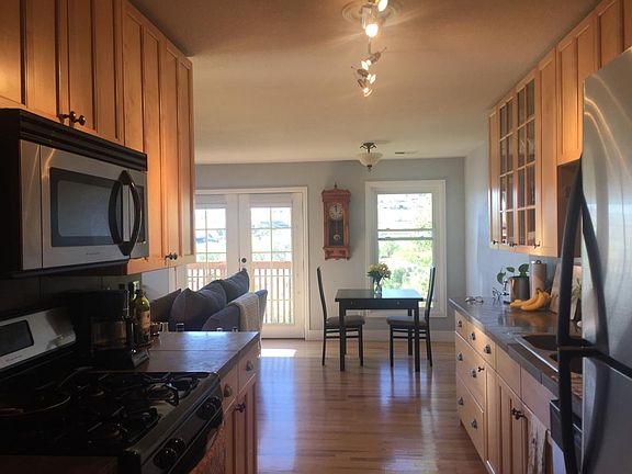 3rd image of 1203 6th St #1203