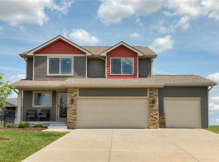 1605 NW Rockcrest Rd, Ankeny, IA 50023