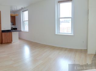 333 2nd St NE APT 406, Washington, DC 20002