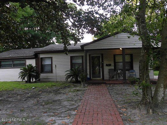 4th image of 2541 Beaverbrook Pl