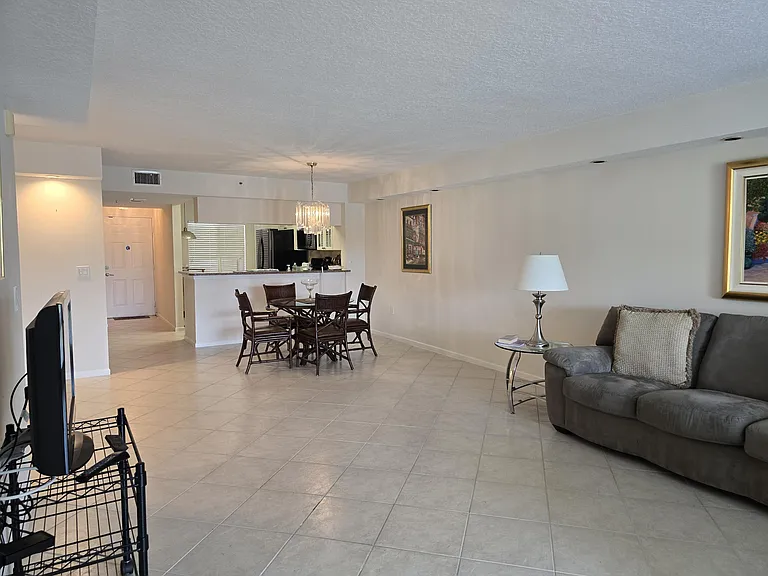 12547 Imperial Isle Dr #304 — Photo 19
