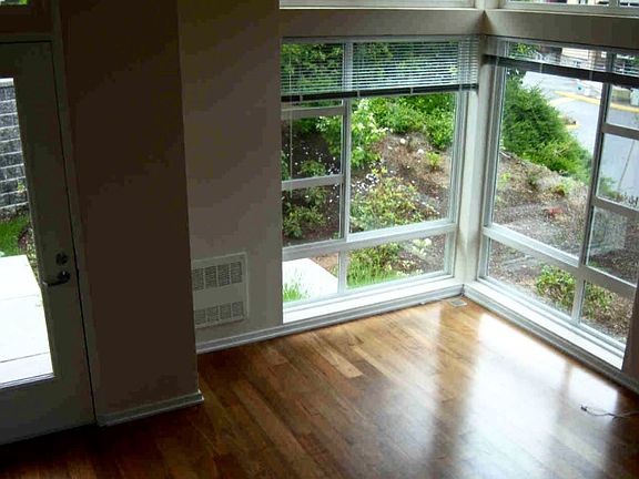 2nd image of 15160 NE 81st Way #101