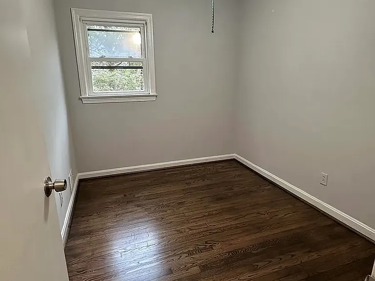 601 Madison St — Photo 13