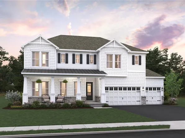 5773 Lawrence St, Bethlehem, PA 18017