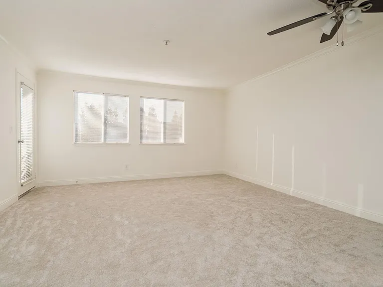 3550 Lebon Dr #6425 — Photo 5