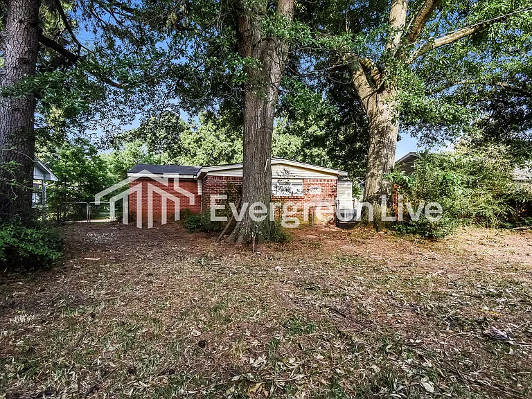 8256 Southaven Cir W — Photo 14