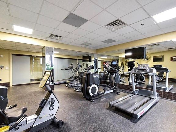 5th image of 3525 Sage Rd APT 1701