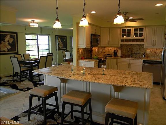 3rd image of 2721 W Gulf Dr Unit 105
