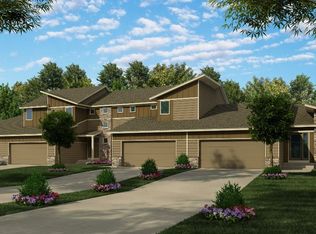 635 Hideaway Ln, Woodbury, MN 55129