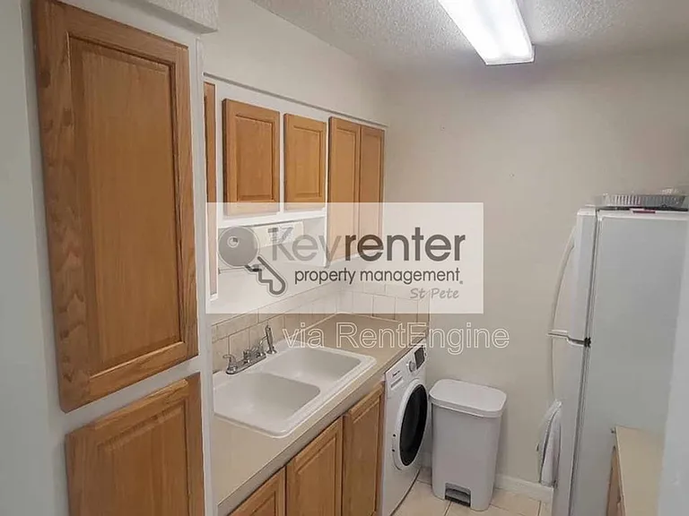 151 Medallion Blvd #G — Photo 9