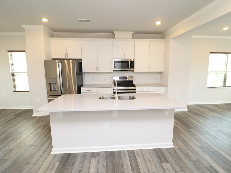 2122 Terrawood Dr — Photo 3