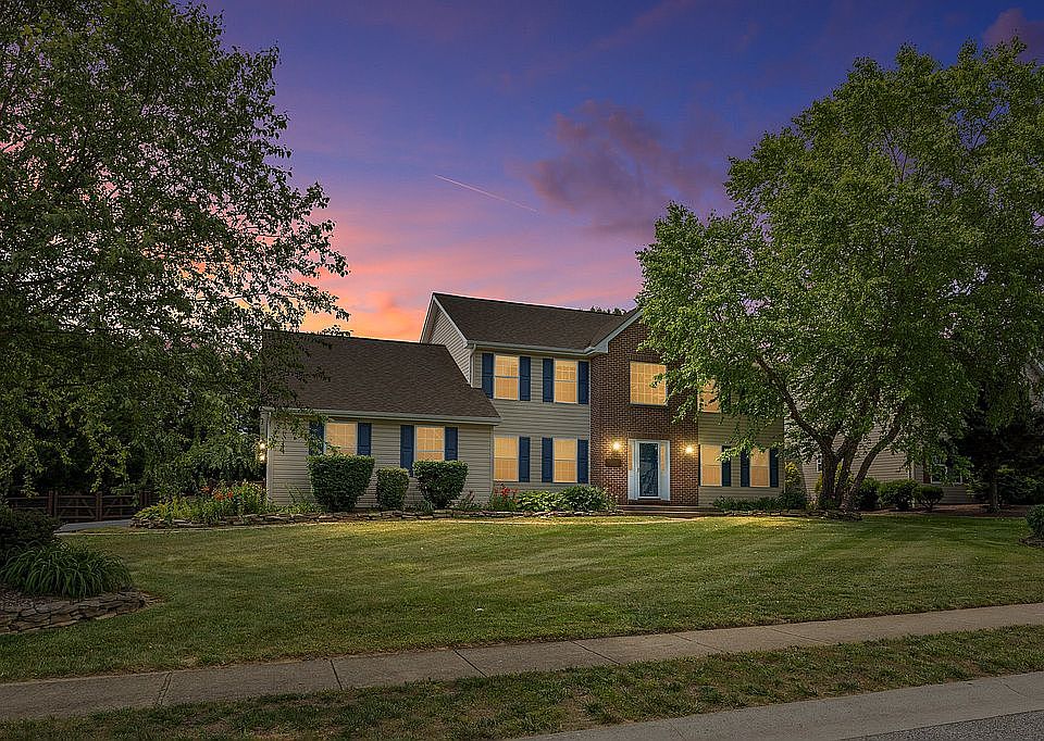 1st image of 206 W Thomas Ct