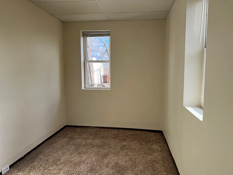 743 Eddy St — Photo 18