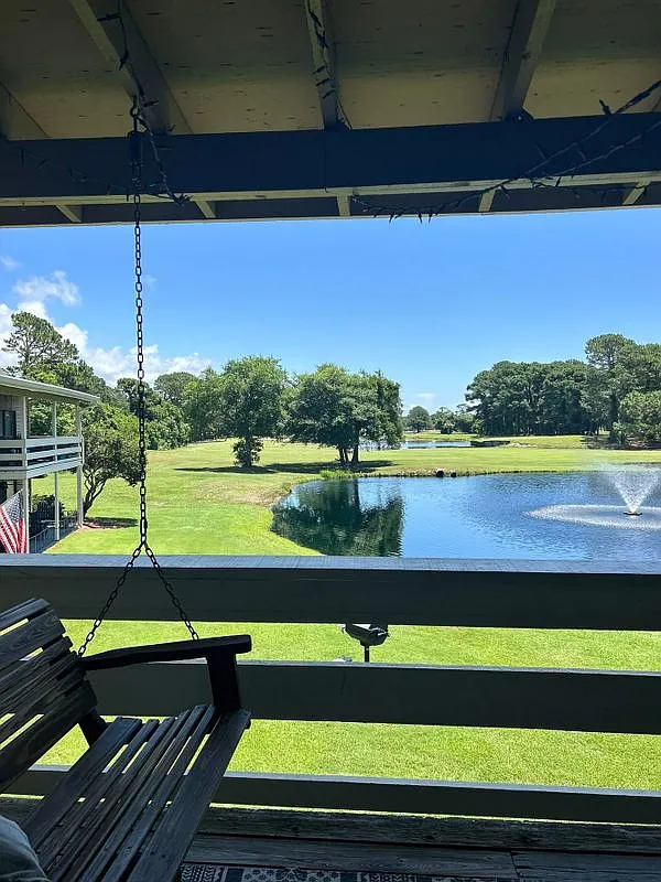 1 bed, 1.0 bath, 1100 sqft, $1,100 — Photo 2
