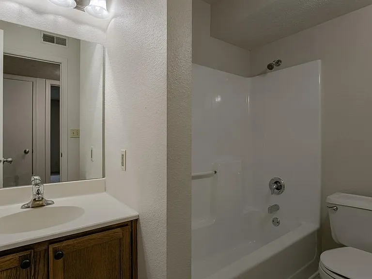5230 Leighton Ave #2 — Photo 7