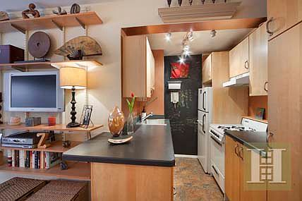 2nd image of 288 Lexington Ave APT 1G