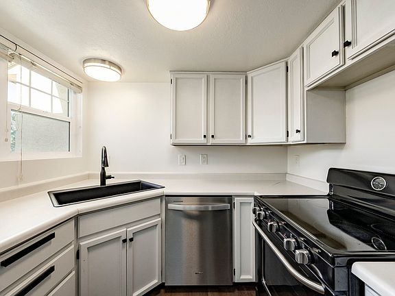 4th image of 7596 S Quail Springs Cir