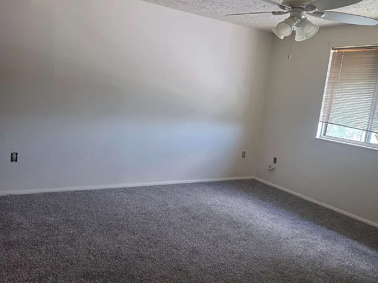 751 Heather Ridge Dr #M — Photo 5