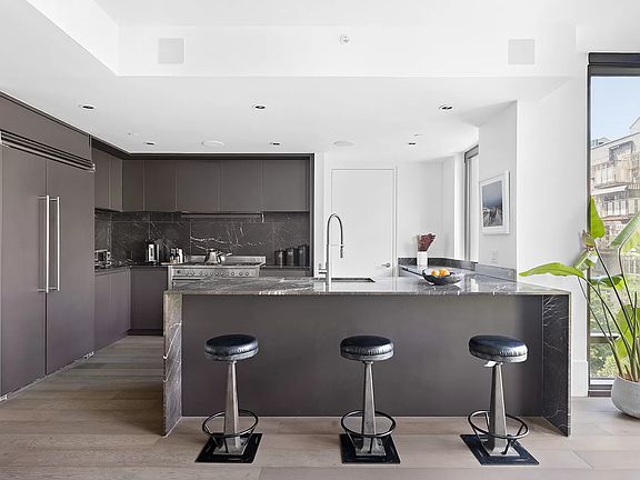 3rd image of 429 Kent Ave #L35