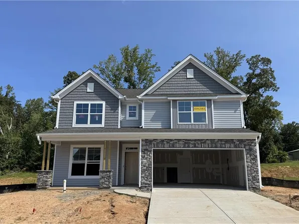878 Brooklet Ct, Winston Salem, NC 27127