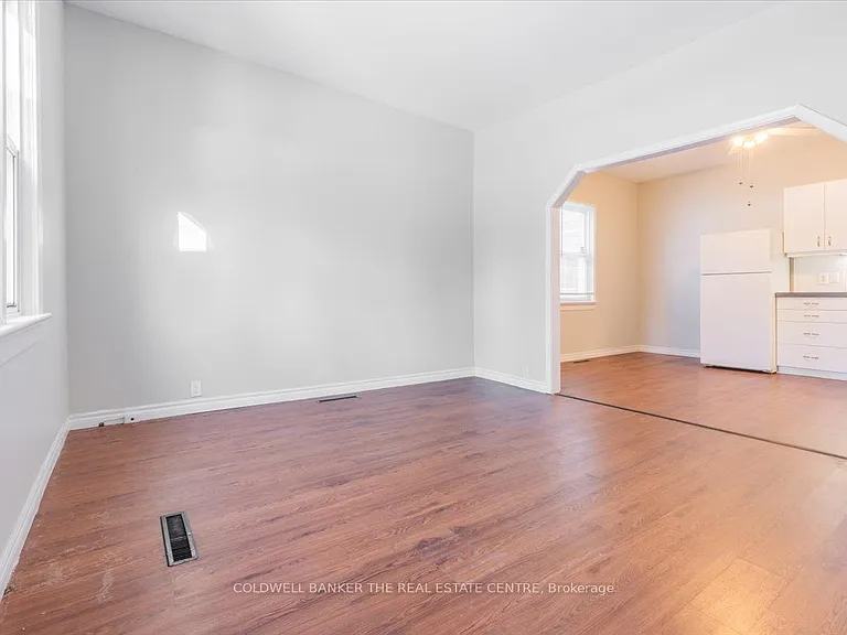 24 Maple St — Photo 23