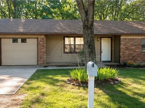 304 N 6th St, Nolanville, TX 76559