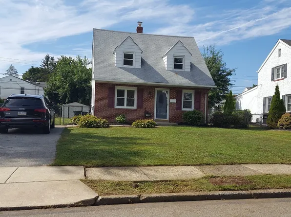 845 Springhill Rd, Secane, PA 19018