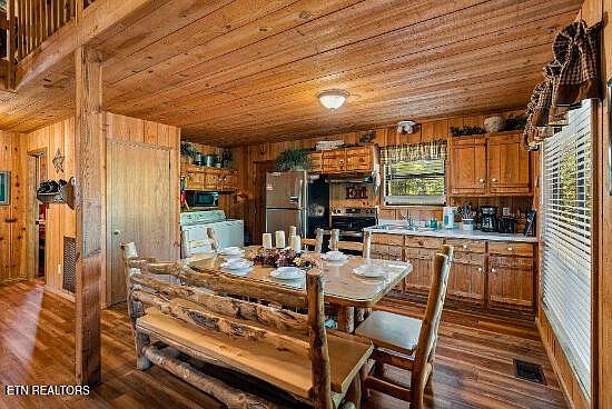 4th image of 3334 Bear Mountain Ln