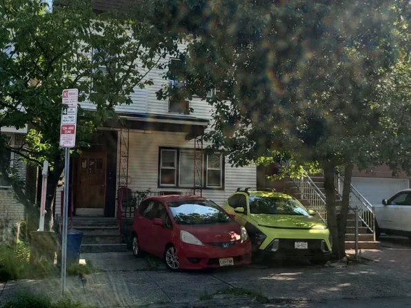 188 North Street image 1 of 7