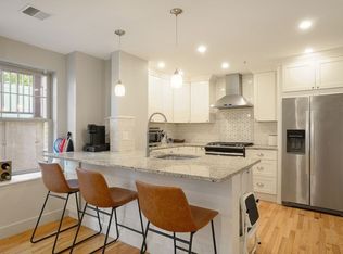 17 Neponset St #A, Canton, MA 02021