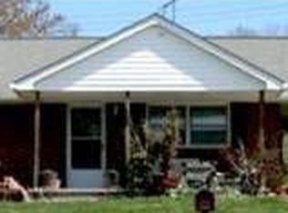 129 Page St NW, Floyd, VA 24091