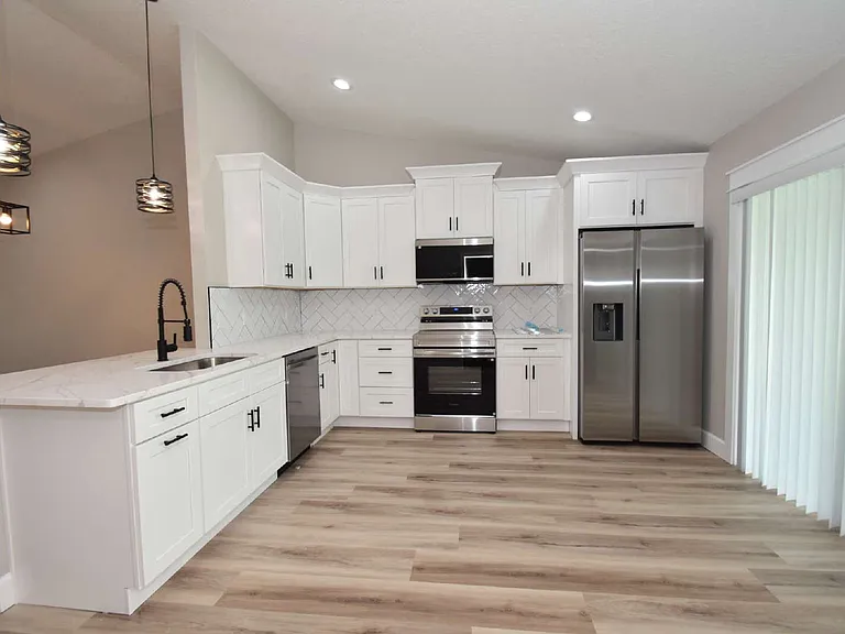 55 Louisiana Dr #B — Photo 16