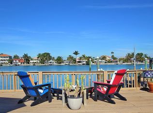 16135 4th St E, Redington Beach, FL 33708