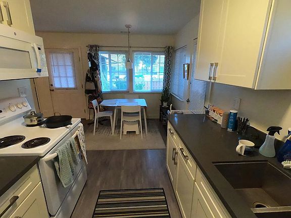 2nd image of 394 Kuehnis Dr