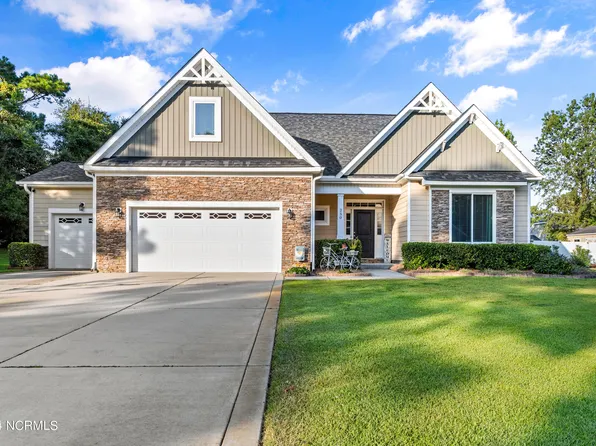 250 Pinnacle Parkway, Hampstead, NC 28443