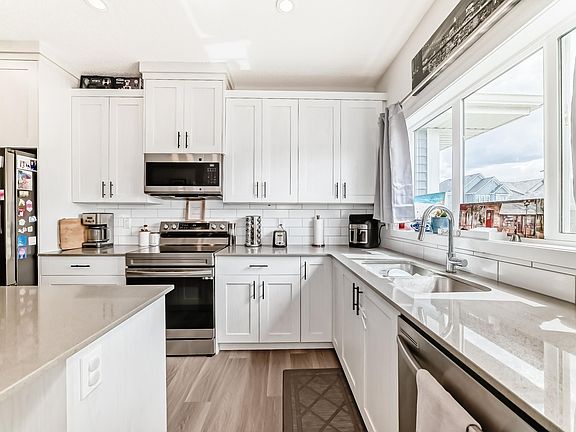 4th image of 5167 Edgemont Blvd NW