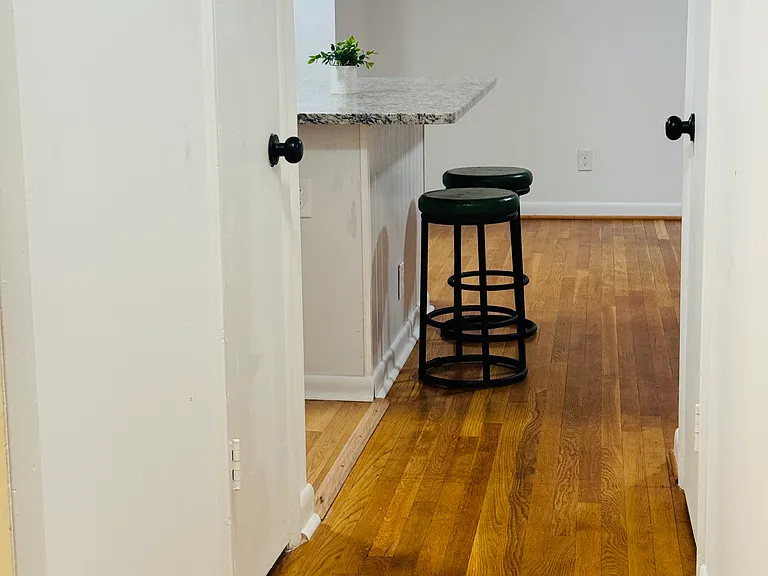 1216 W Leigh St — Photo 23