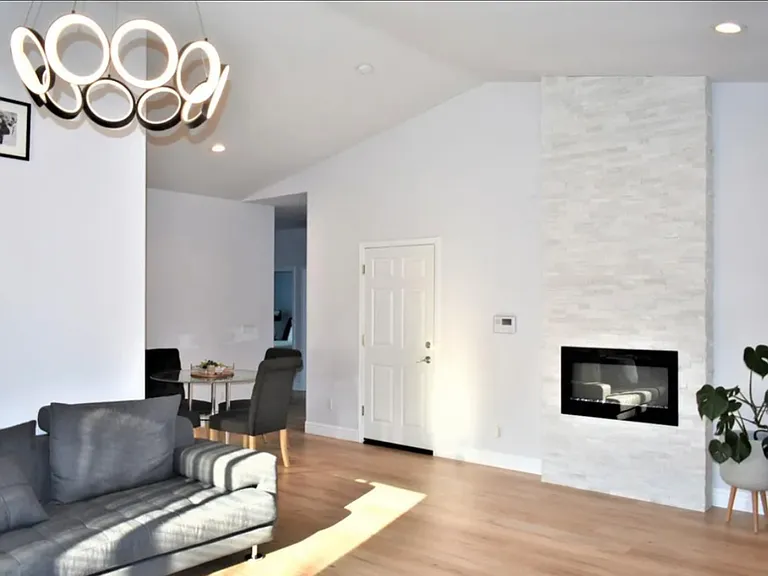 7533 Sycamore Dr — Photo 13