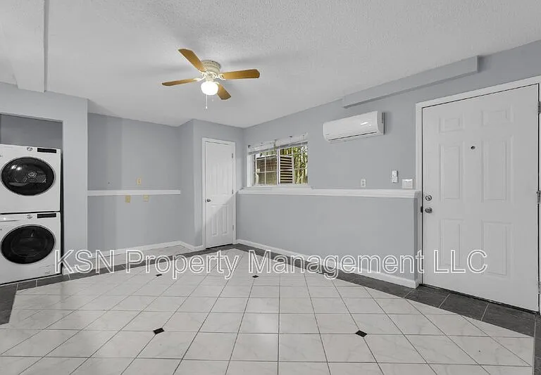 8 E 33rd St #B — Photo 9