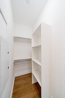 4th image of 321 W 37th St APT 4K
