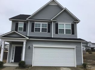 11 Craven Ct, Spring Lake, NC 28390