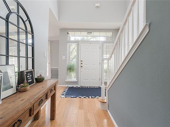4th image of 8306 Ganttcrest Dr