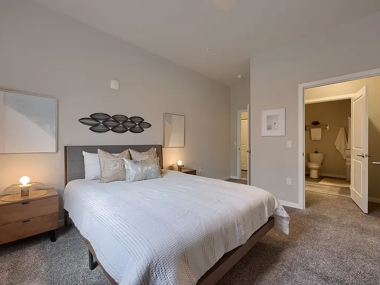 Northside Village Apartments — Photo 50