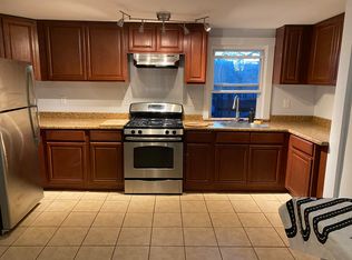 353 Clinton Ave #2, Bridgeport, CT 06605