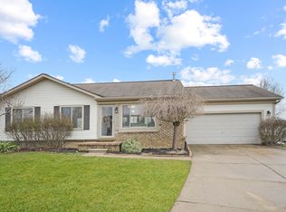 46399 Brookside North Dr, Macomb, MI
